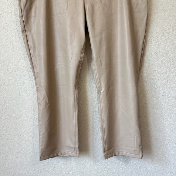 ABERCROMBIE & FITCH The 90s Straight Pants Beige Vegan Leather NWT - Picture 6 of 15